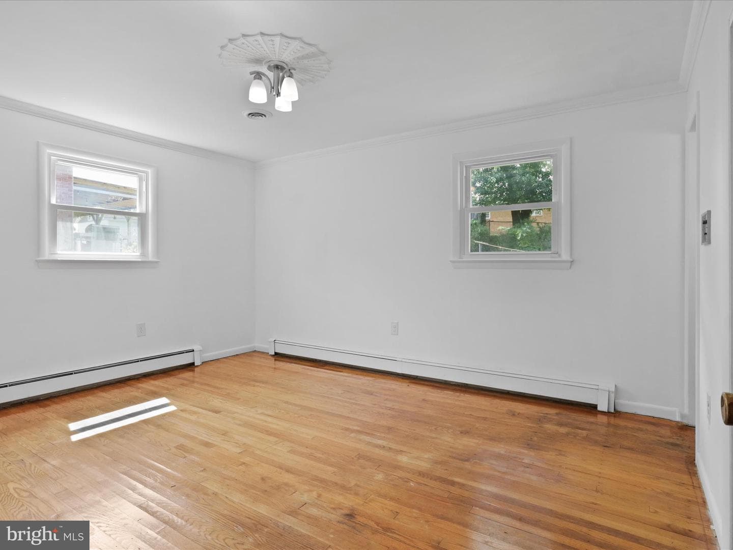 9605 Beverly Avenue photo 22