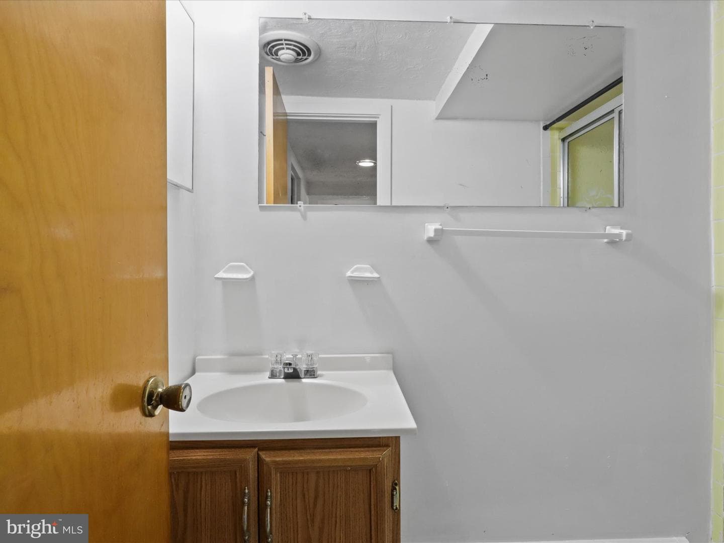 9605 Beverly Avenue photo 36