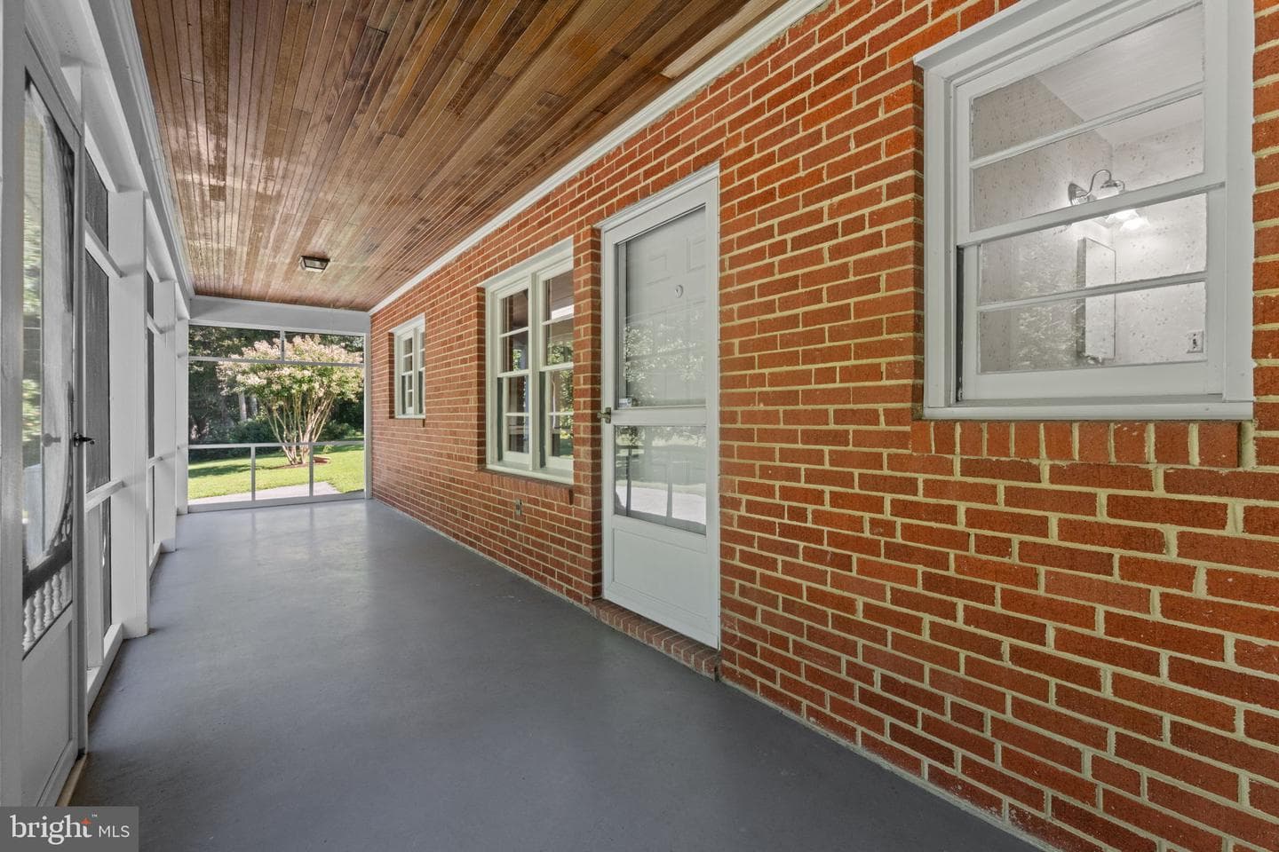 11401 Croom Road photo 10