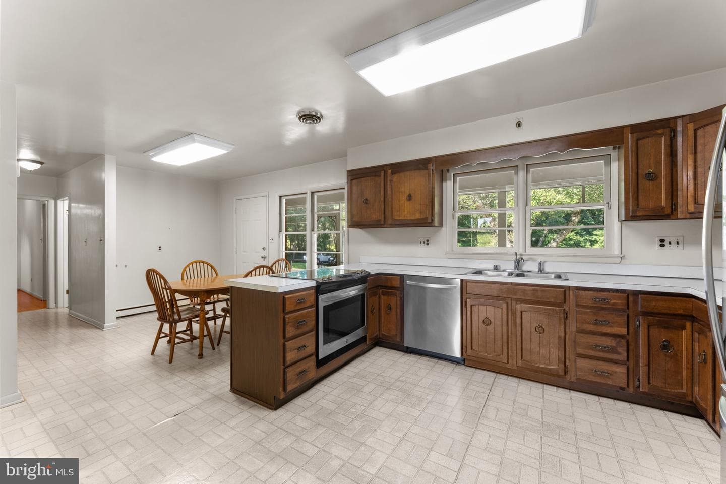 11401 Croom Road photo 22