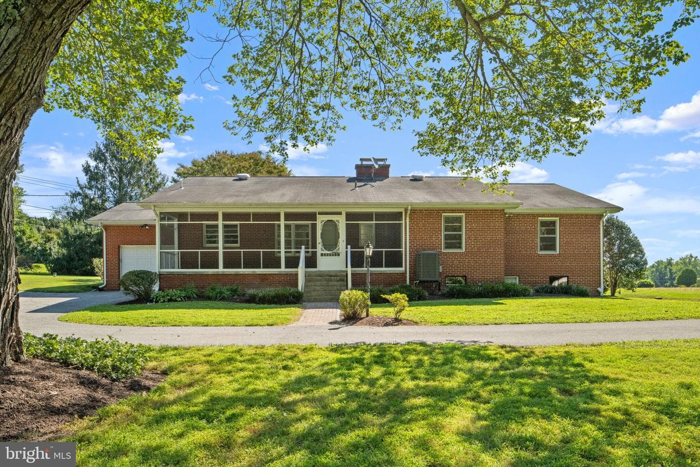 11401 Croom Road photo 7