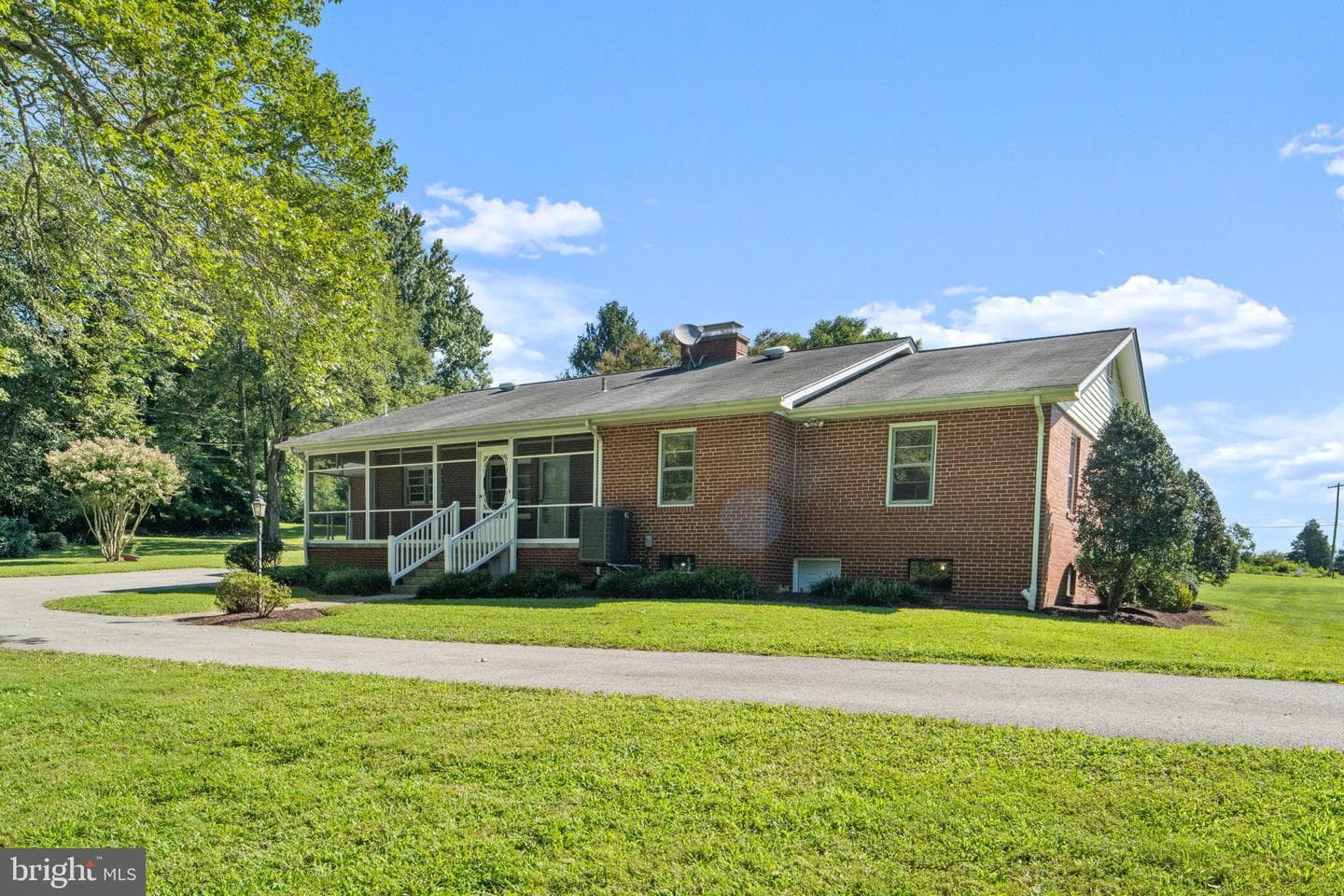 11401 Croom Road photo 9