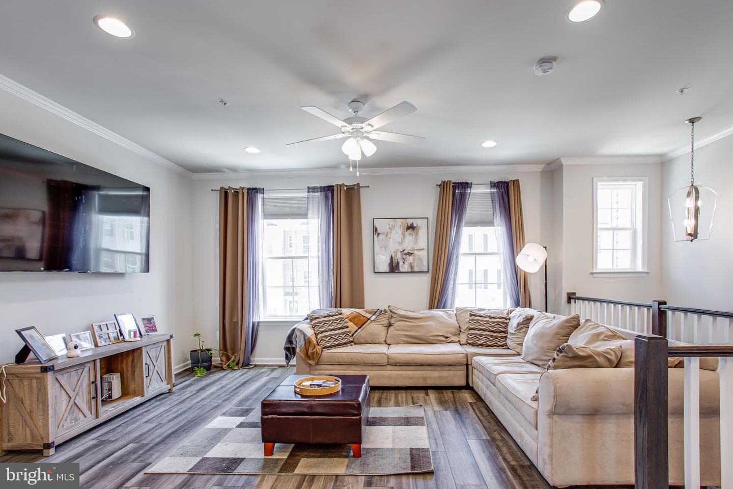 2729 Lewis And Clark Avenue photo 4