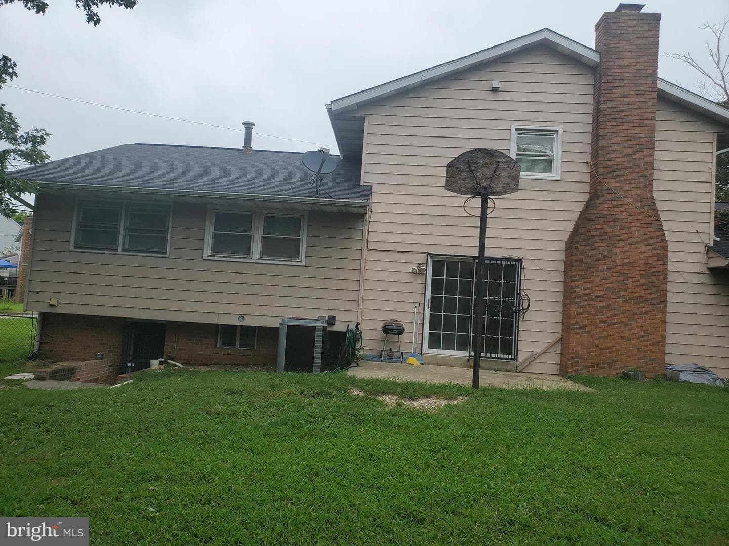 9801 Rosaryville Road photo 2