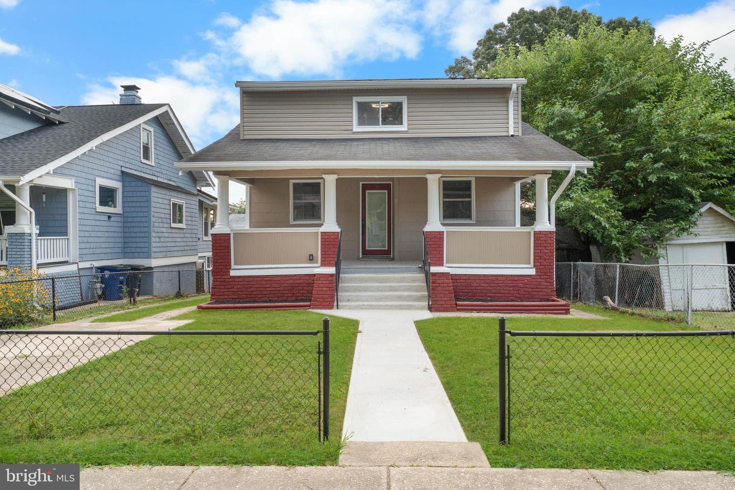3803 40th Avenue photo 2