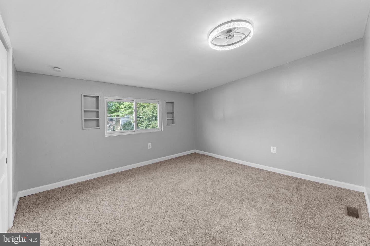 3803 40th Avenue photo 28