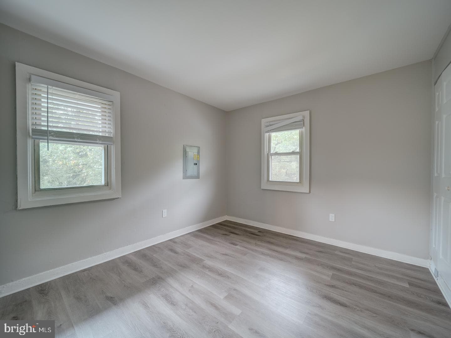 8001 Barlowe Road photo 21