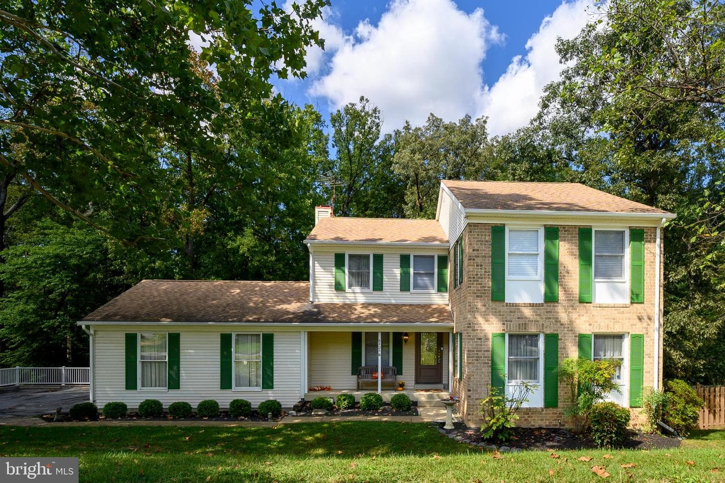 8424 Oak Stream Drive photo 1
