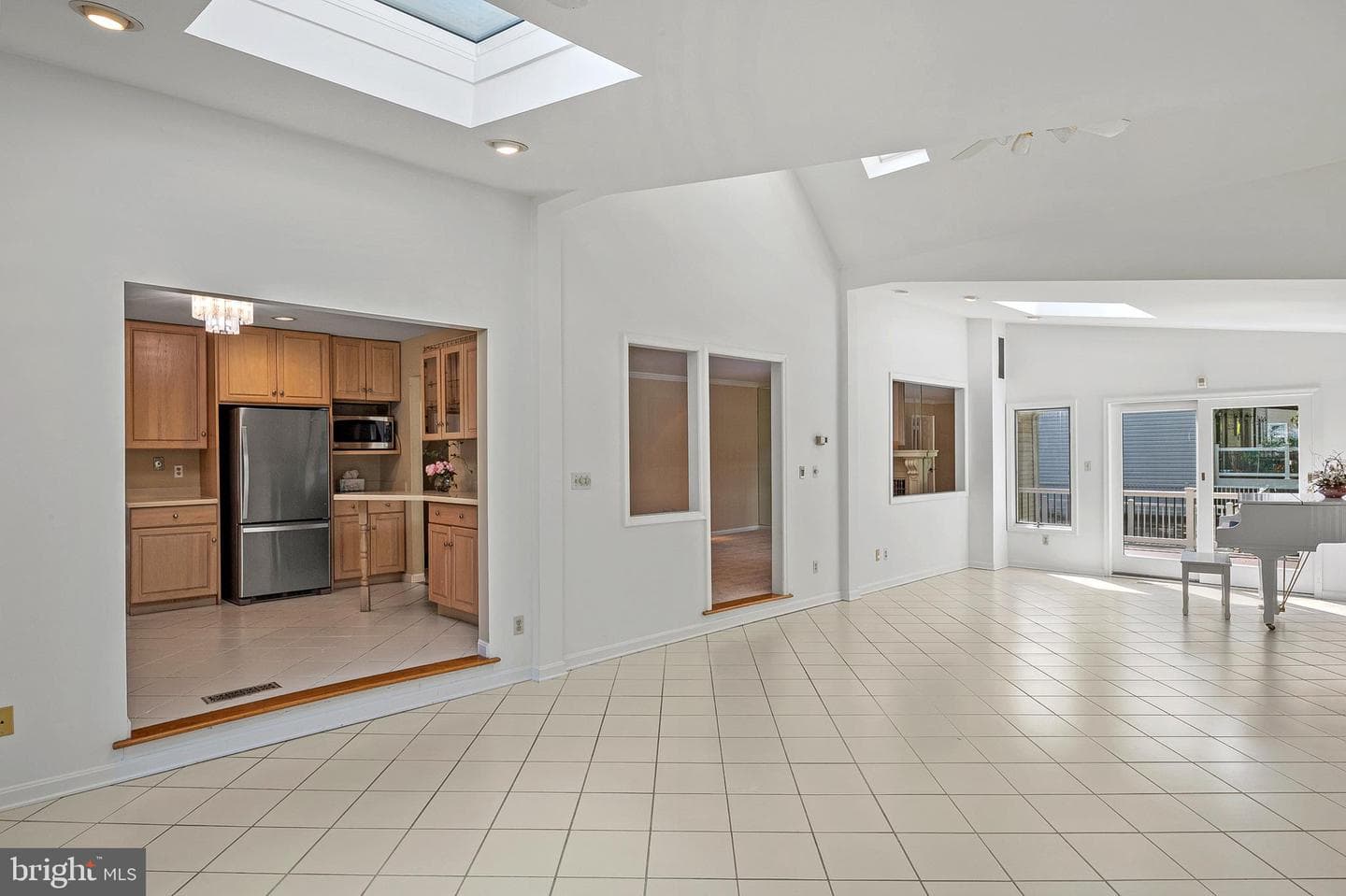 8424 Oak Stream Drive photo 22
