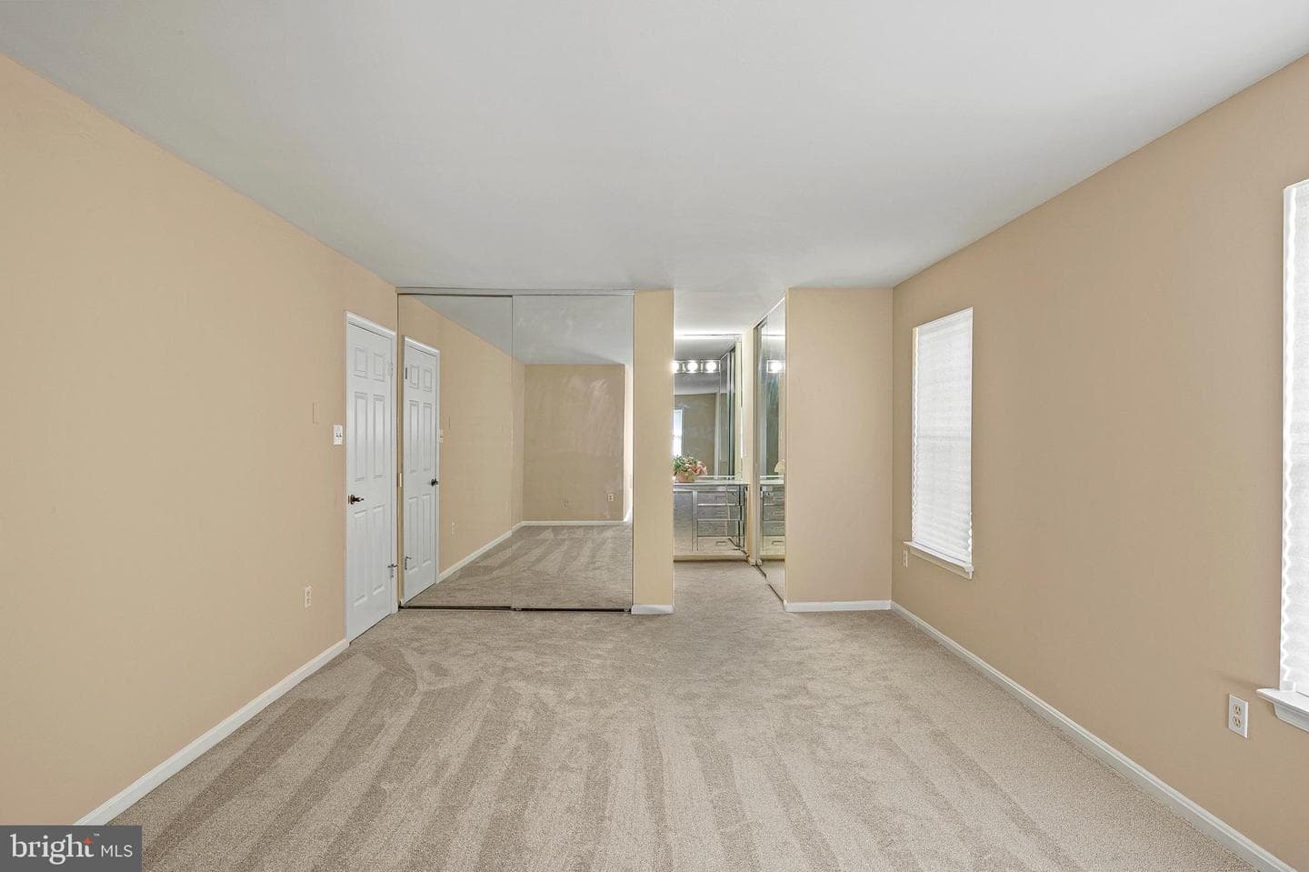 8424 Oak Stream Drive photo 28