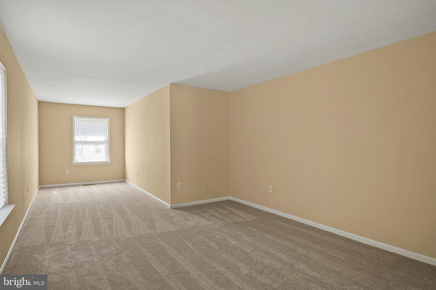 8424 Oak Stream Drive photo 30