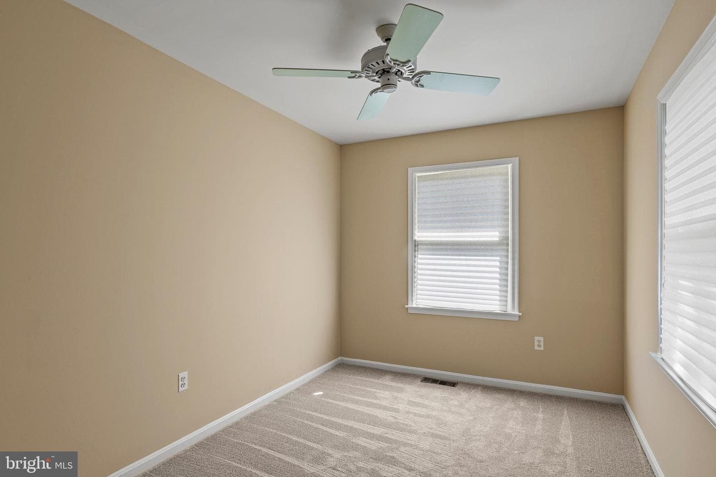 8424 Oak Stream Drive photo 33