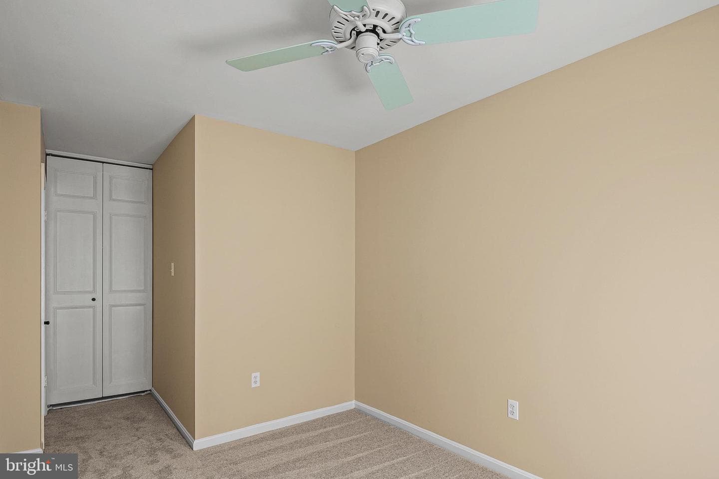 8424 Oak Stream Drive photo 34