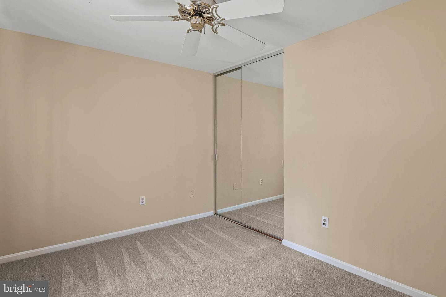 8424 Oak Stream Drive photo 35