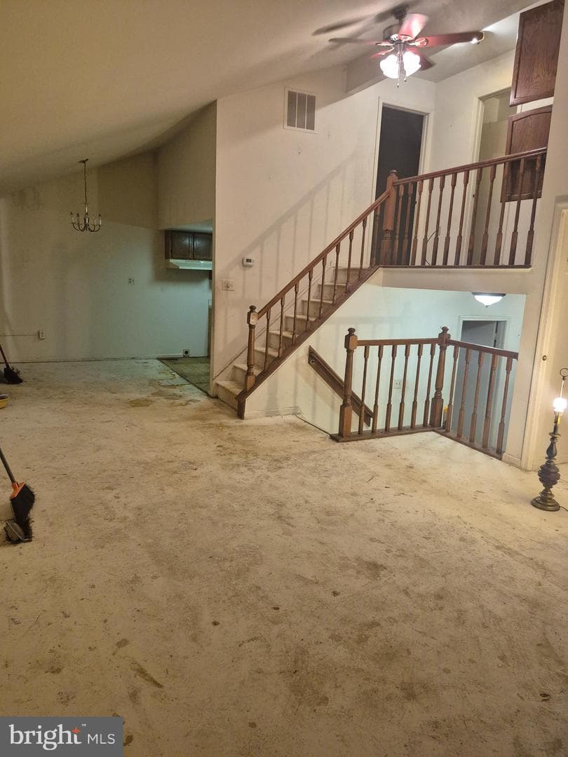 9203 Foxcroft Avenue photo 3