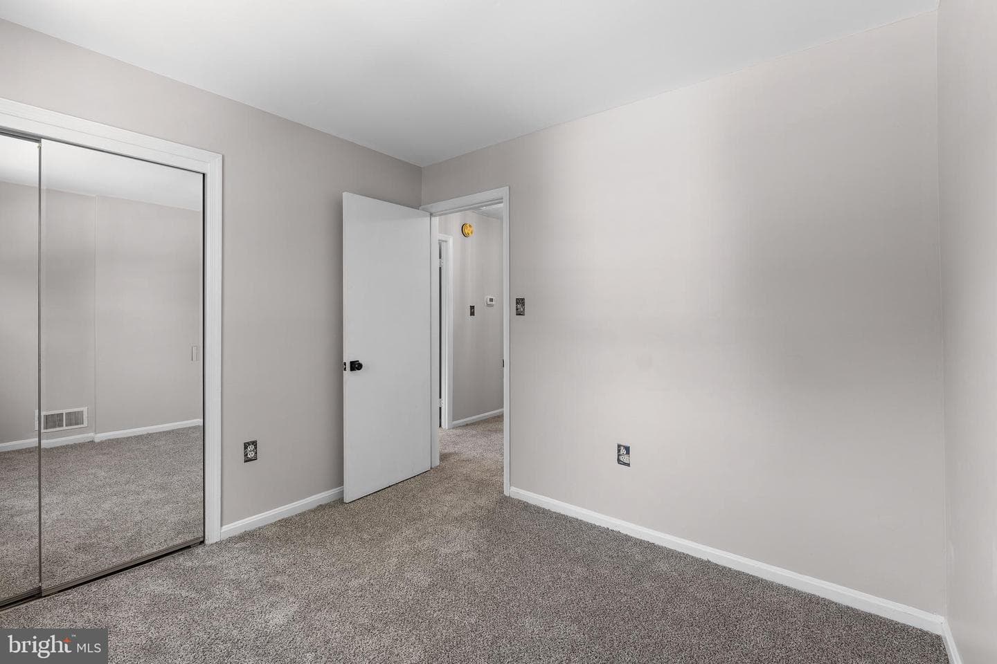 2101 Willowtree Lane photo 29