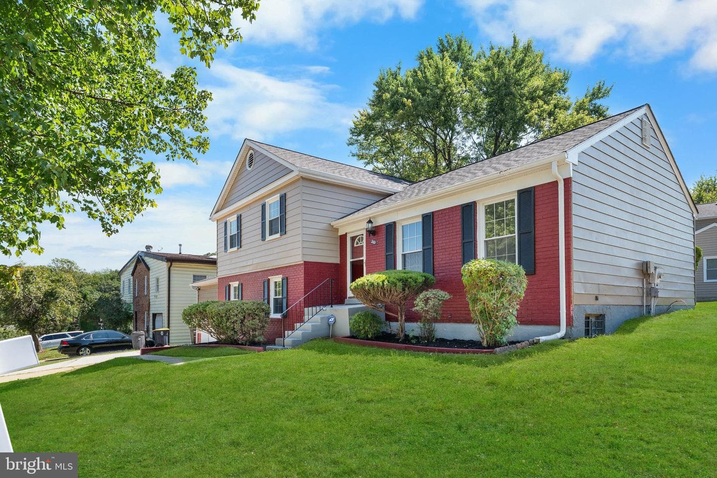 2101 Willowtree Lane photo 3