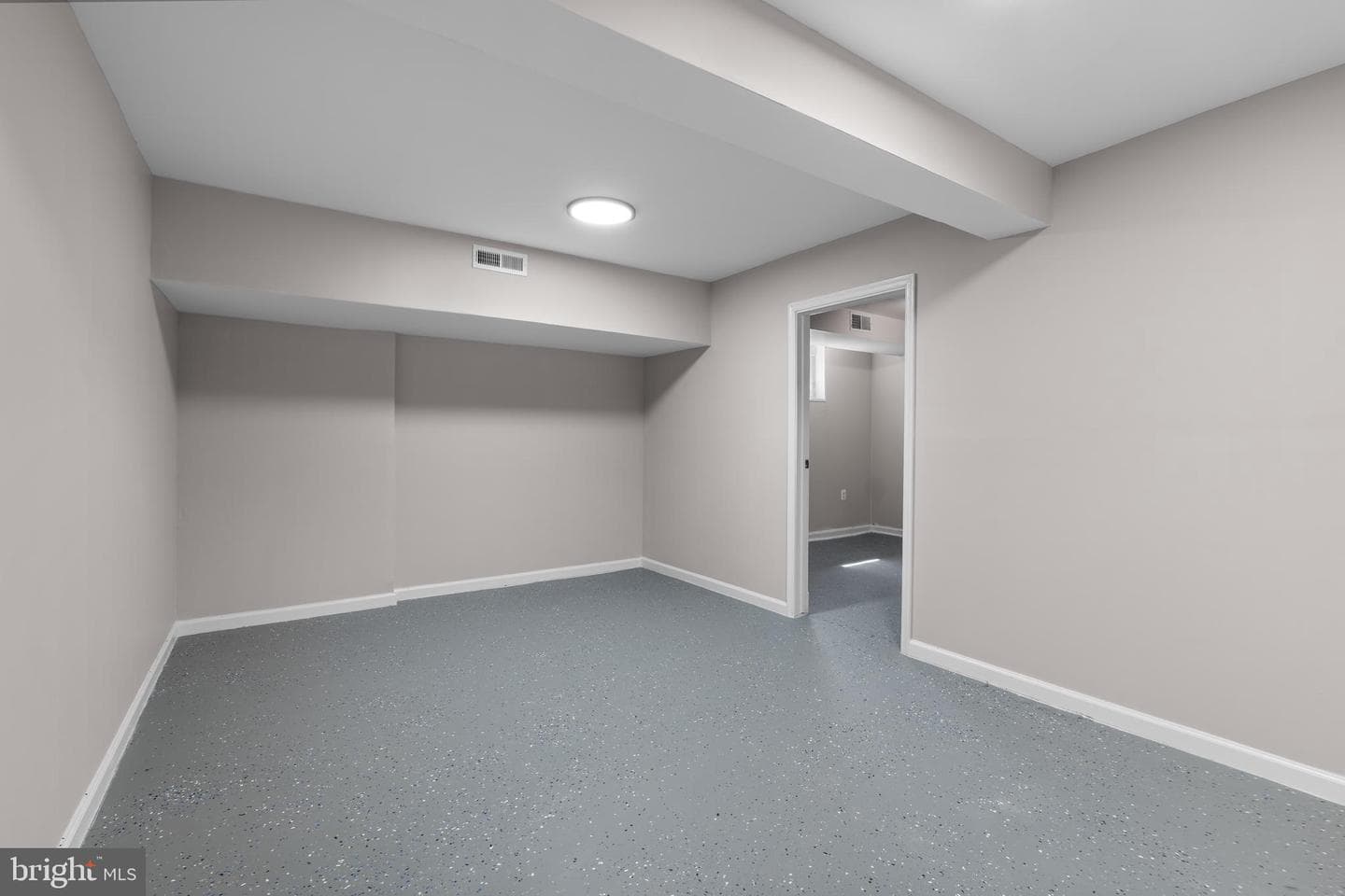 2101 Willowtree Lane photo 43