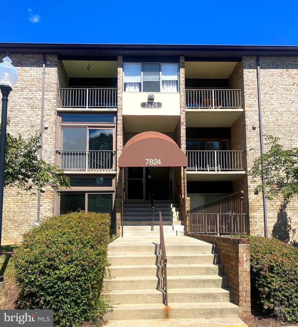 7824 Hanover Parkway #432 photo 1