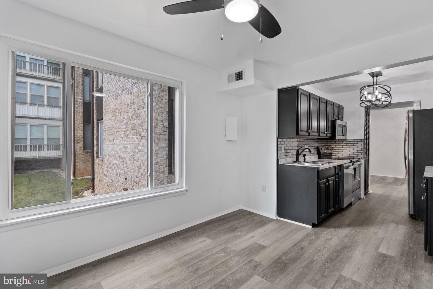 7824 Hanover Parkway #432 photo 12