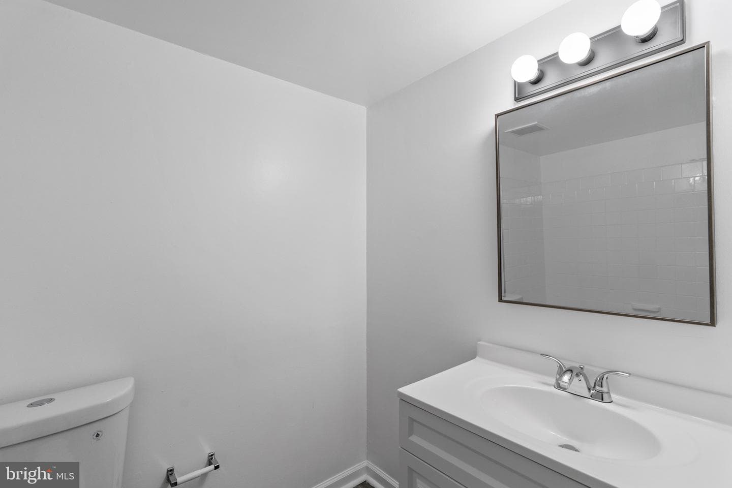 7824 Hanover Parkway #432 photo 22