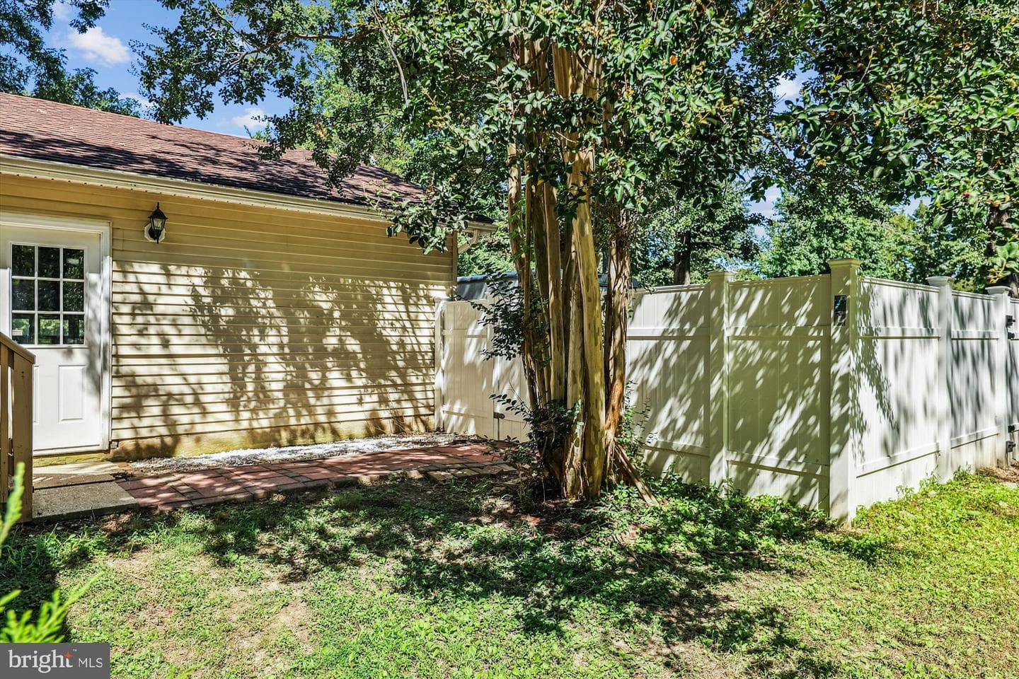 14704 Livingston Road photo 39