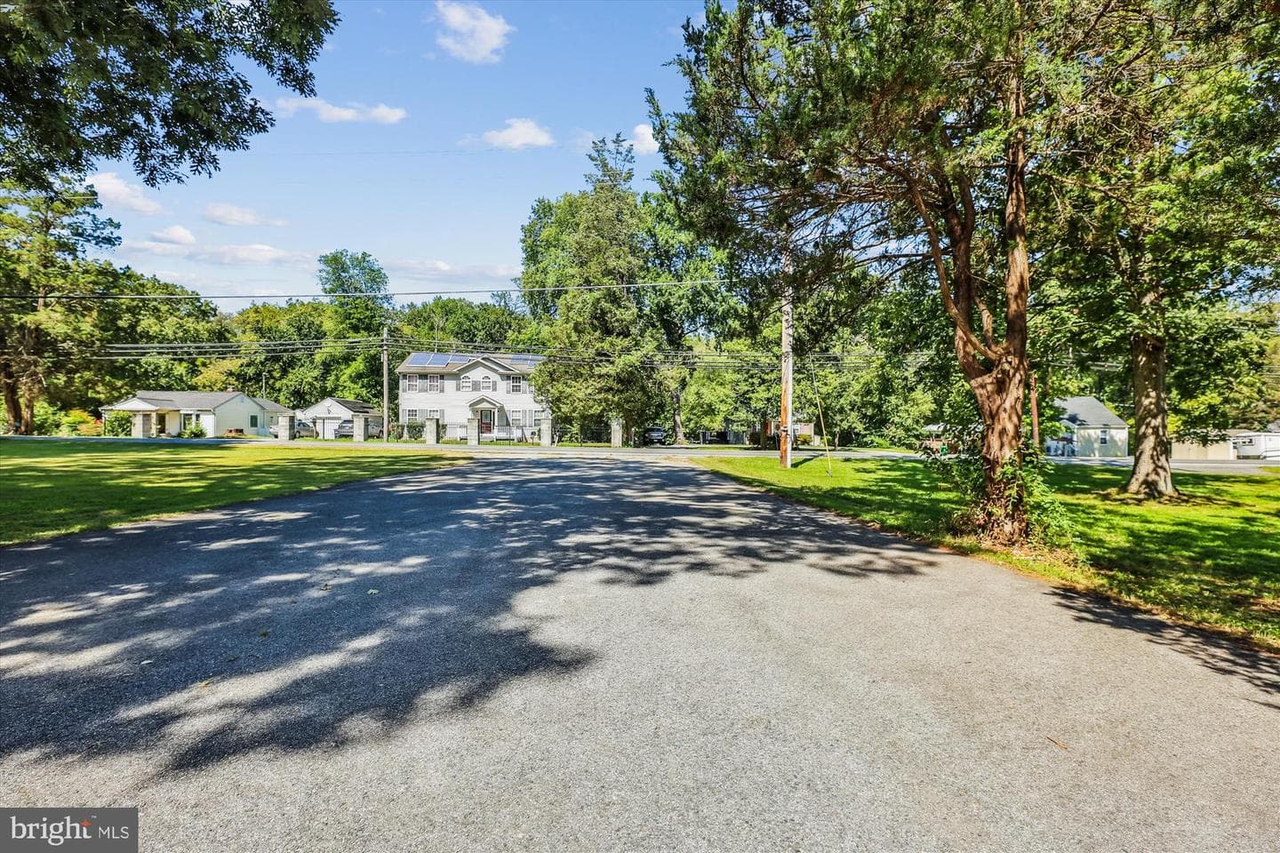14704 Livingston Road photo 42