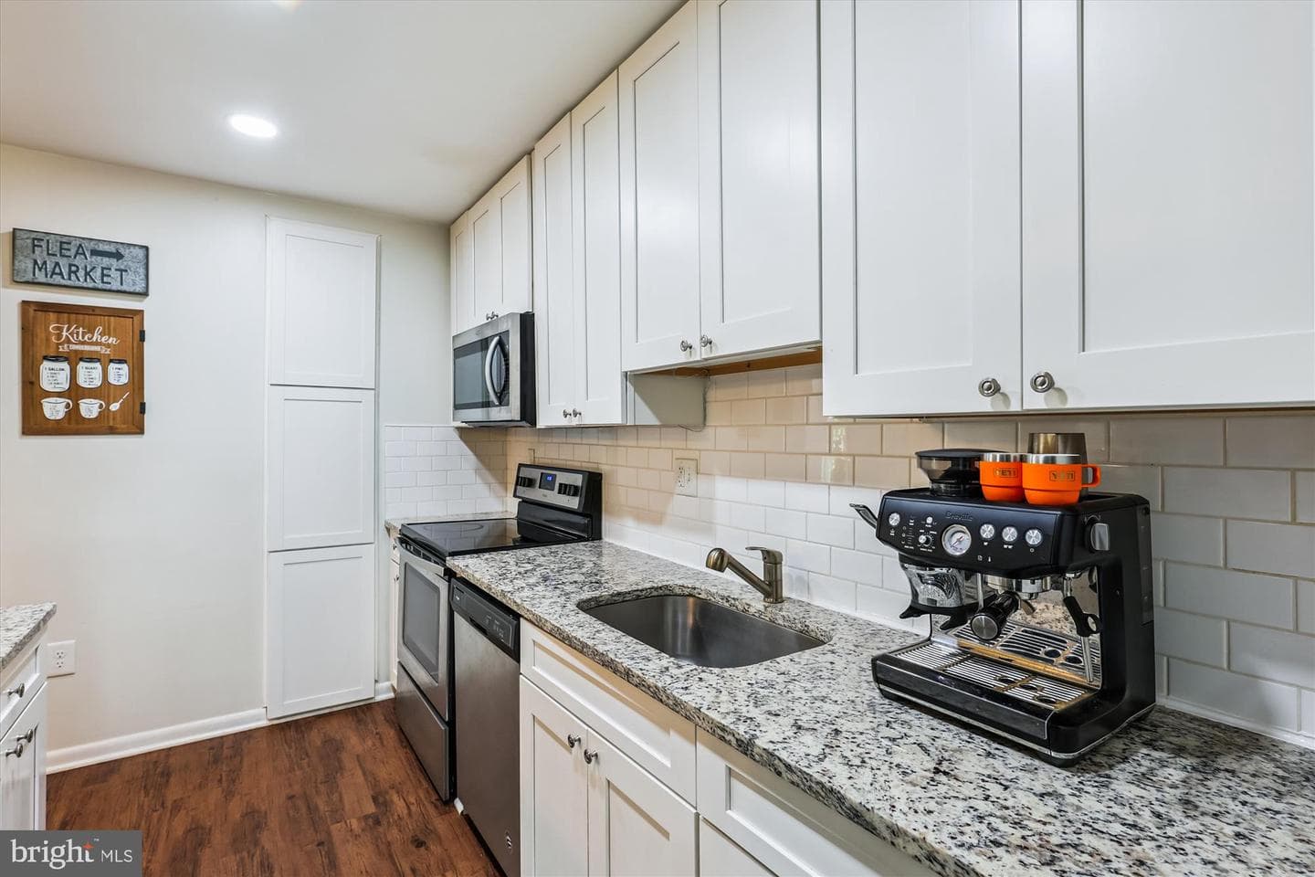 14704 Livingston Road photo 8