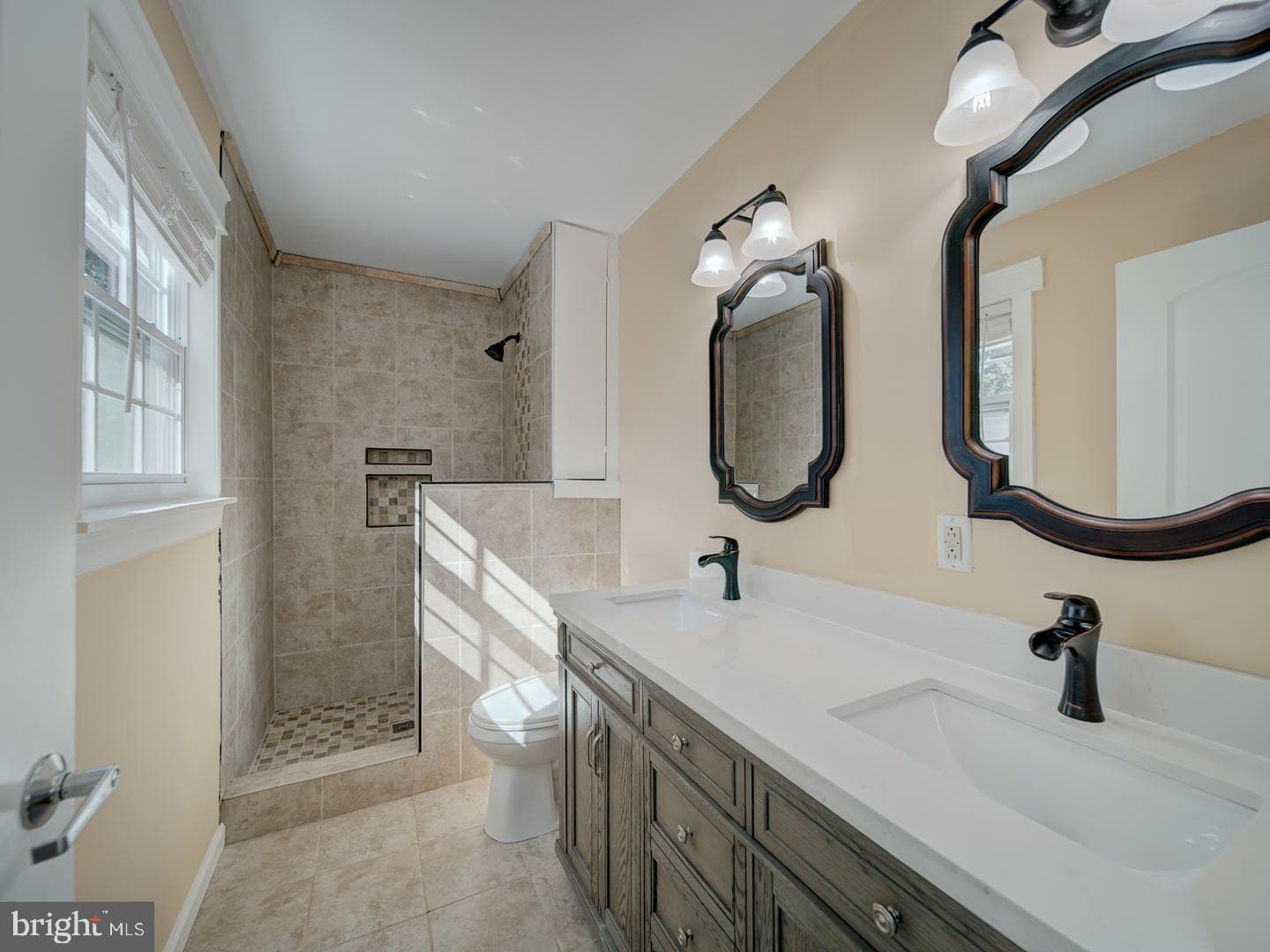 12203 Kings Arrow Street photo 34