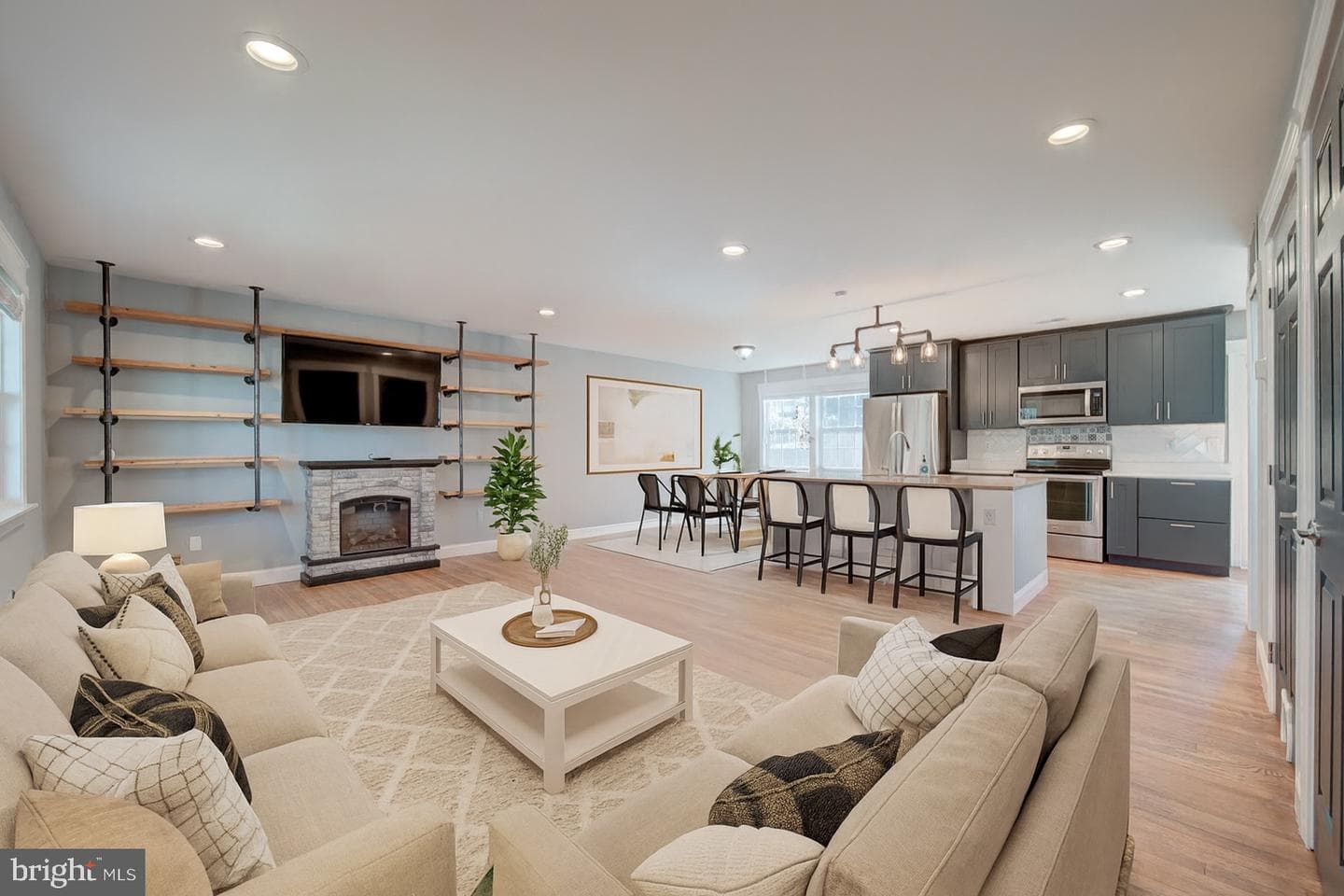 12203 Kings Arrow Street photo 5