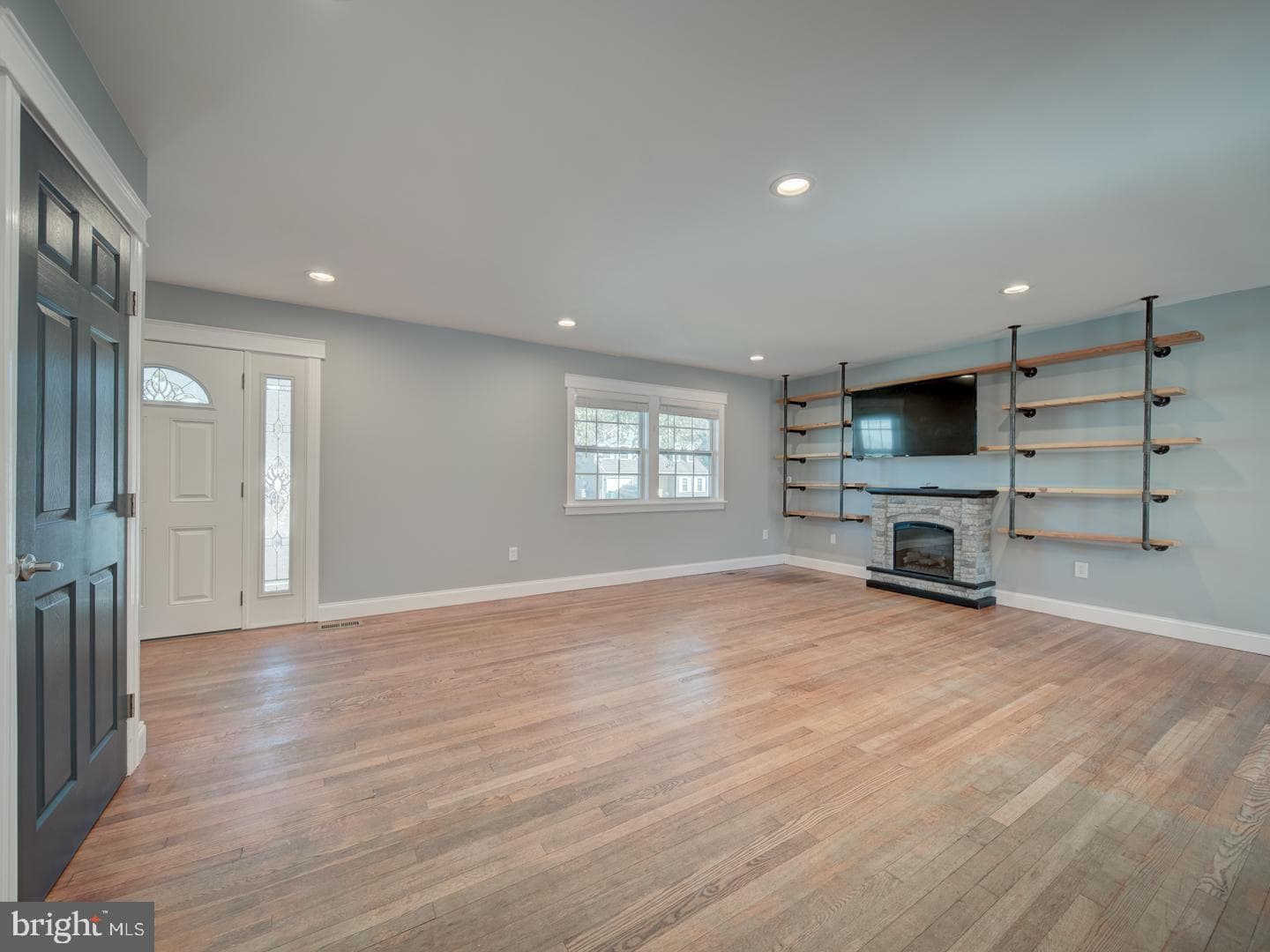 12203 Kings Arrow Street photo 9