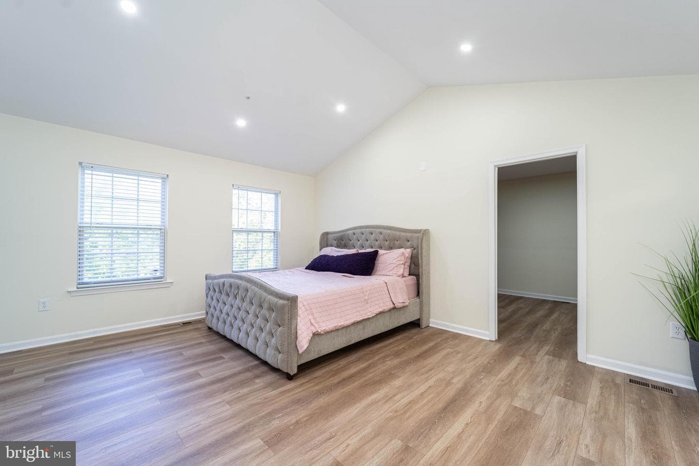1414 Canadien Geese Court photo 26