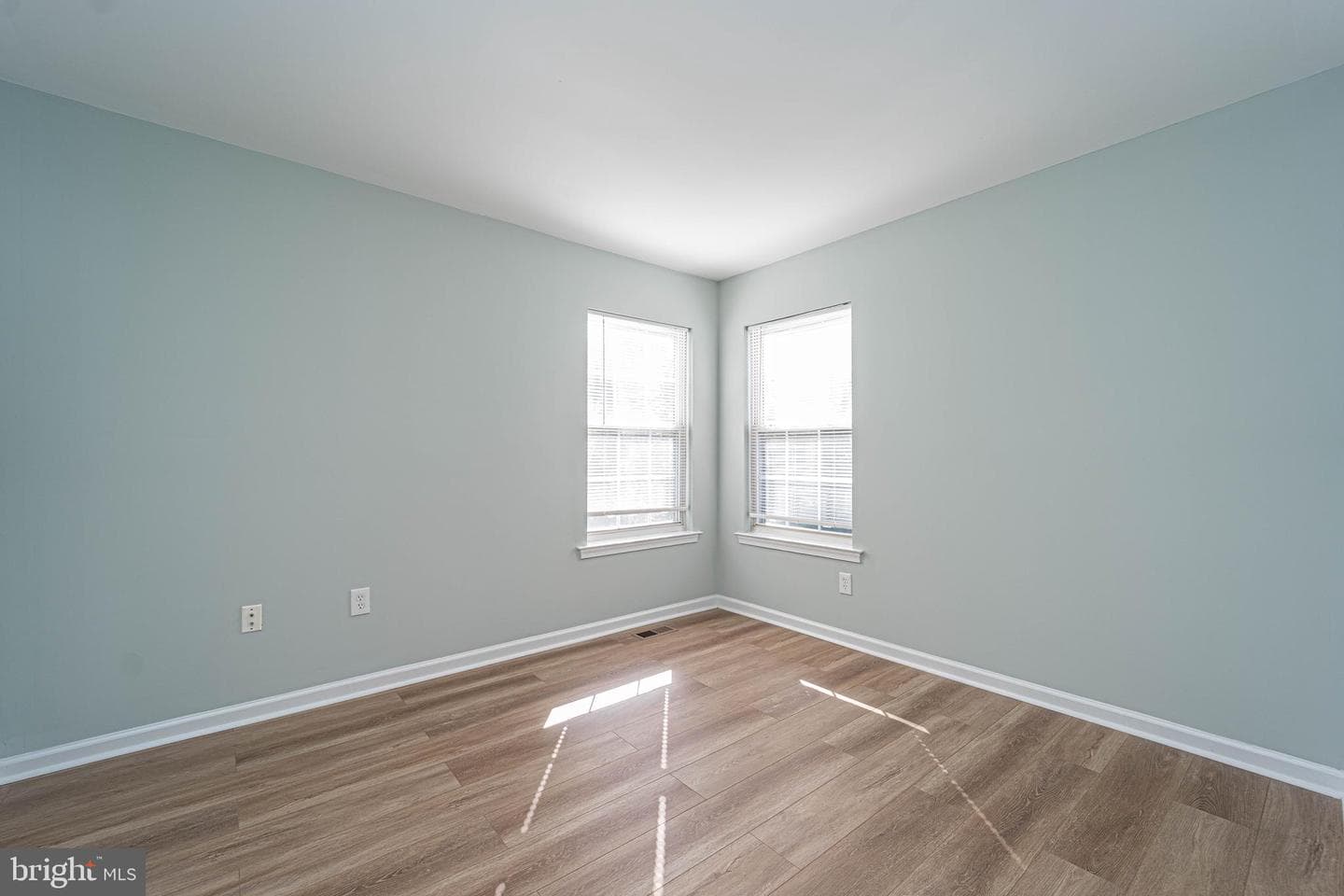 1414 Canadien Geese Court photo 38