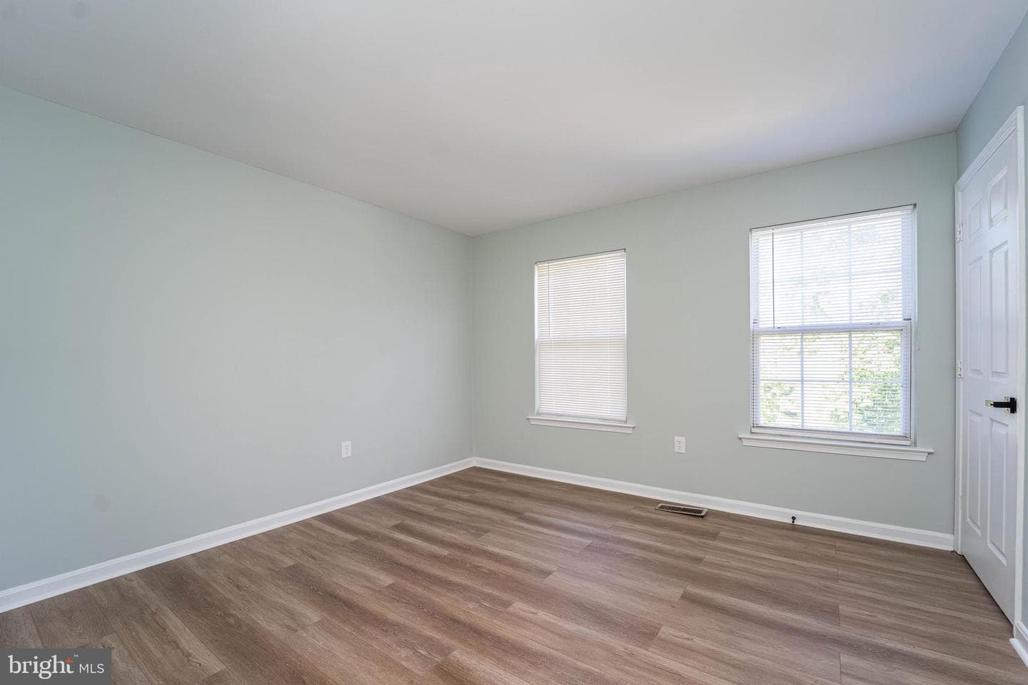 1414 Canadien Geese Court photo 44