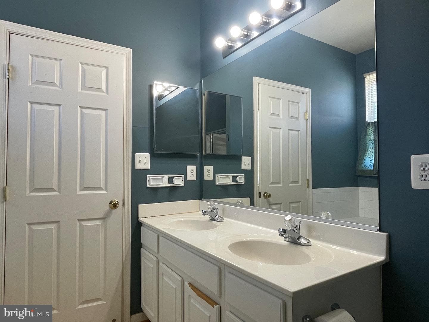 4916 Torbay Place #64 photo 13