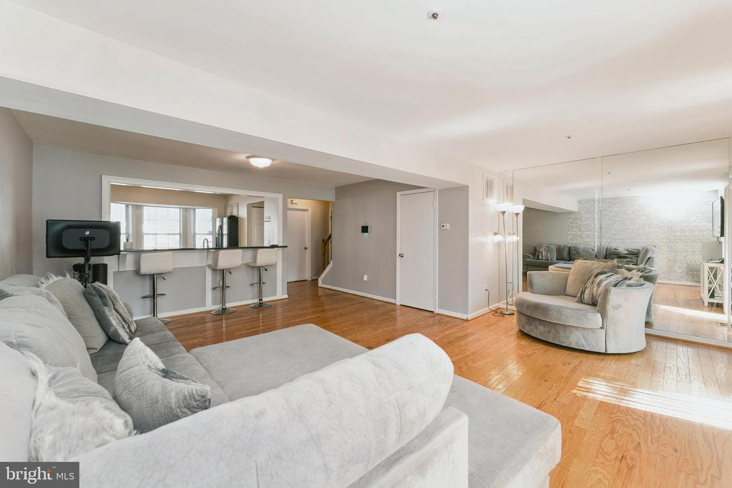8697 Ritchboro Road photo 5