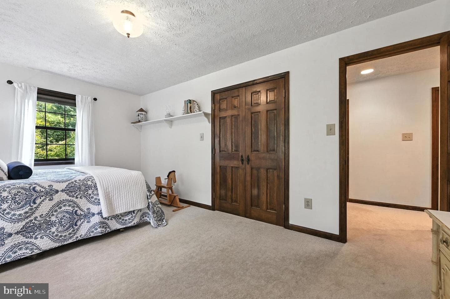 2520 Colonial Road photo 24