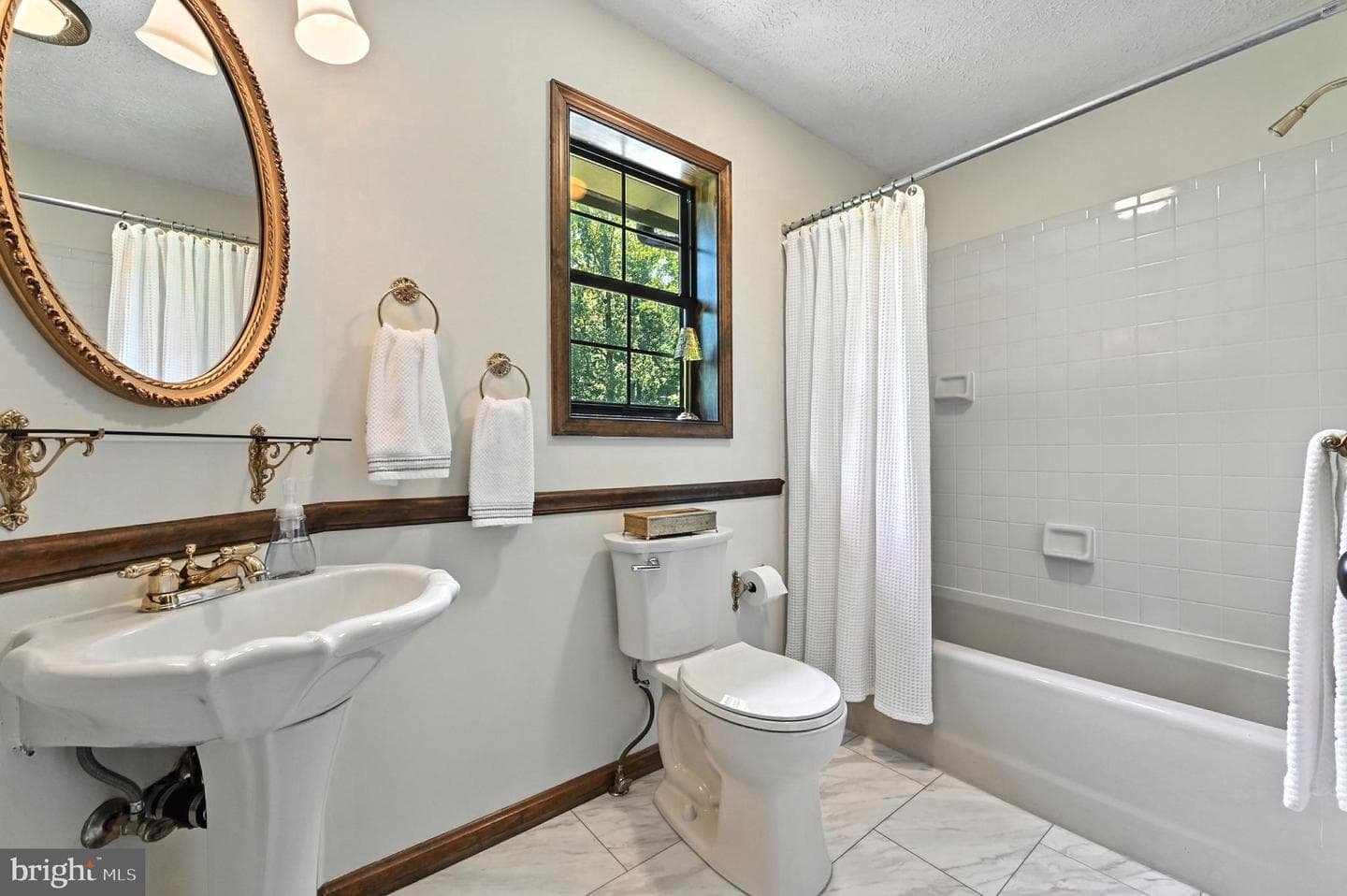 2520 Colonial Road photo 27