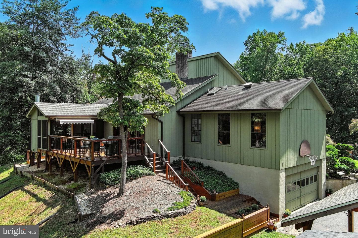 2520 Colonial Road photo 58