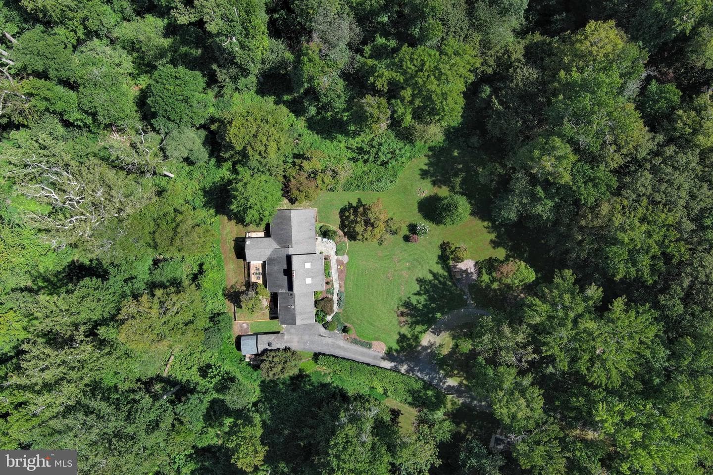 2520 Colonial Road photo 63