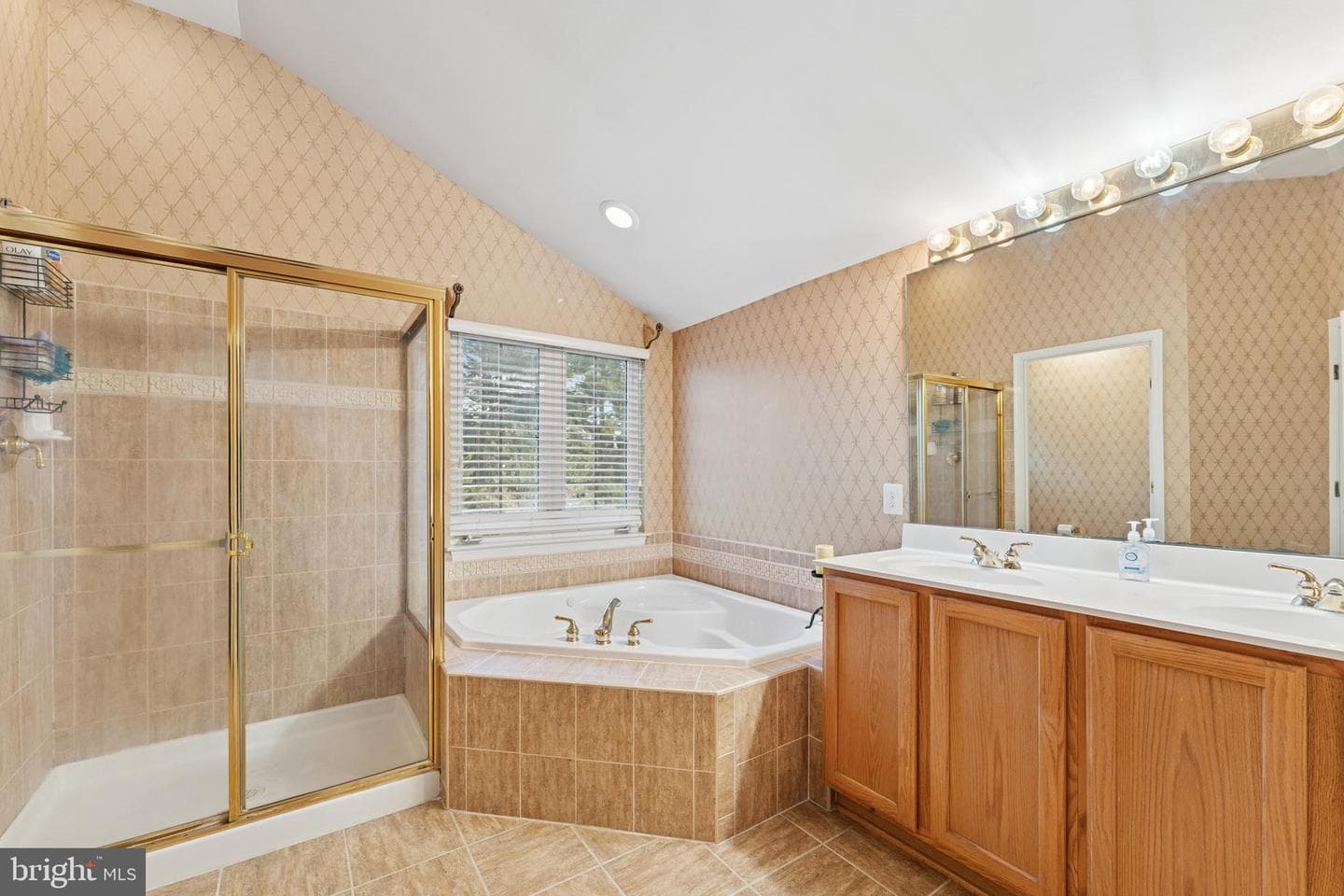 8108 Whittham Drive photo 32