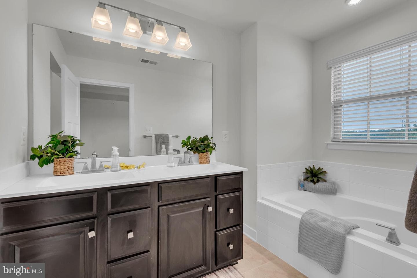 10507 Richmond Irving Court photo 33