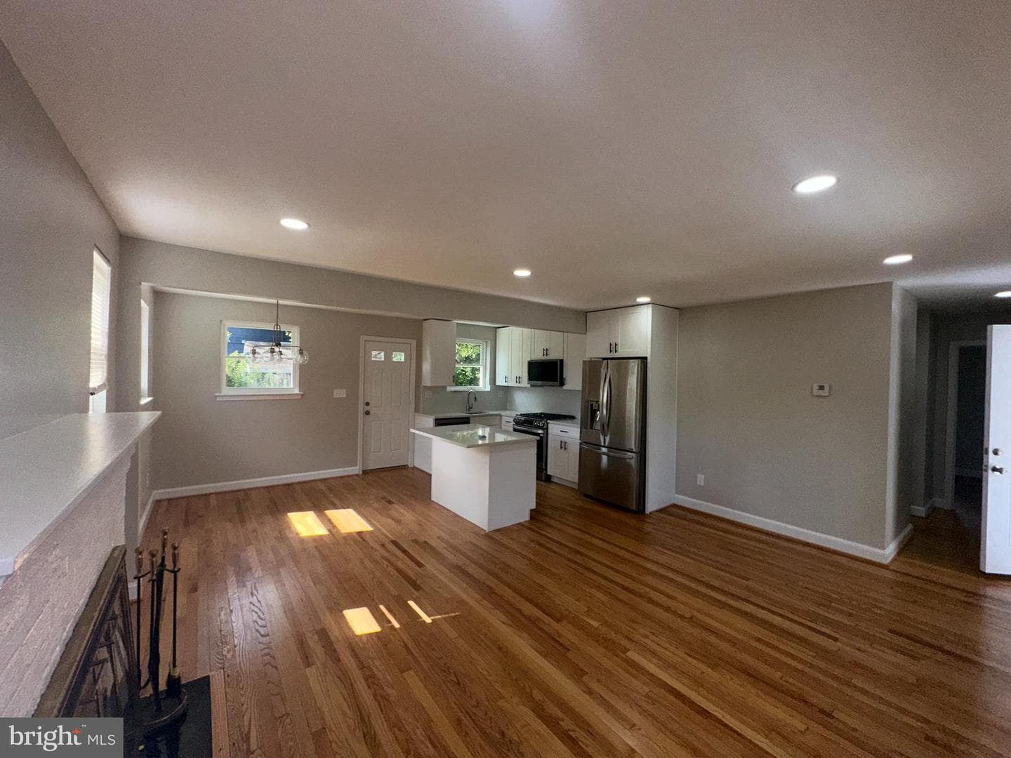 6515 Grafton Street photo 5