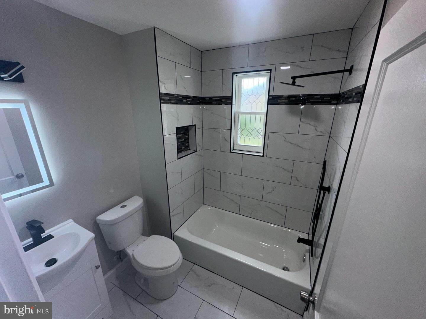 6515 Grafton Street photo 9