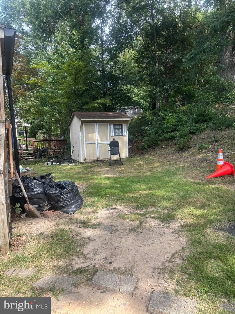2206 Ramblewood Drive photo 7