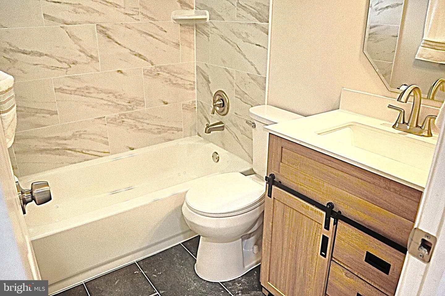 1513 Jefferson Street photo 22