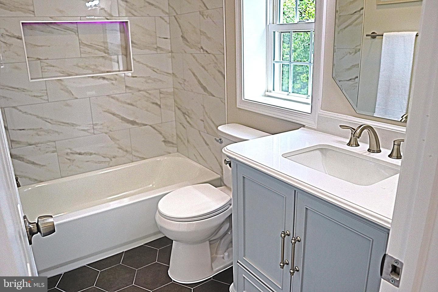 1513 Jefferson Street photo 26