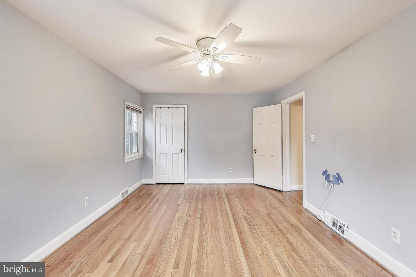 4208 Longfellow Street photo 17