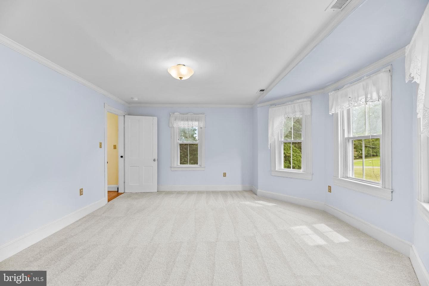 17300 Aquasco Farm Road photo 35