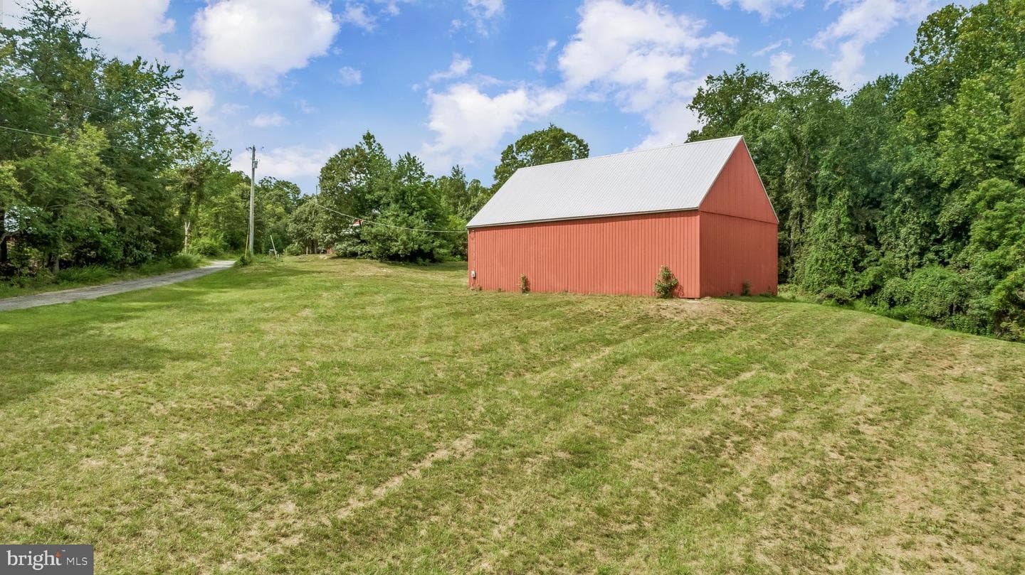 17300 Aquasco Farm Road photo 6